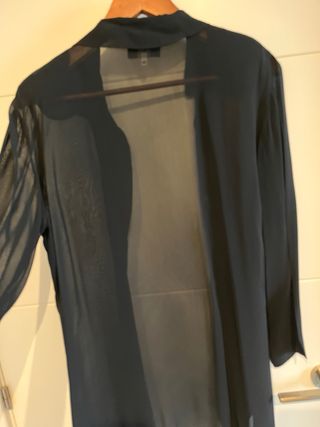 Sobrecamisa/Blazer Gasa Negra Talla 44
