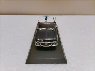 Alfa Romeo Giulia 1600 Super 1972 no Bburago