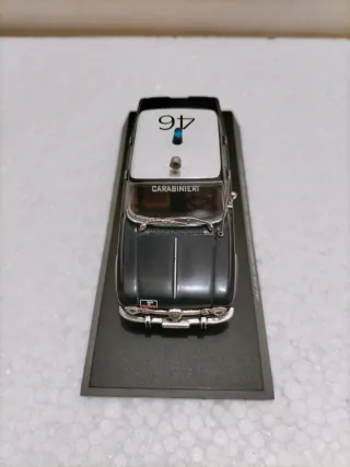 Alfa Romeo Giulia 1600 Super 1972 no Bburago