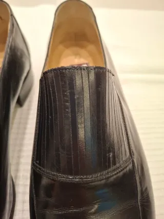 Zapatos de la forma Artioli