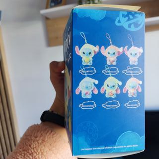 Labubu Peluche Stitch con zanahoria