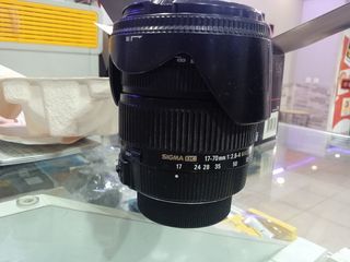 Objetivo Sigma 17-70mm f2.8-4 DC Macro OS HSM