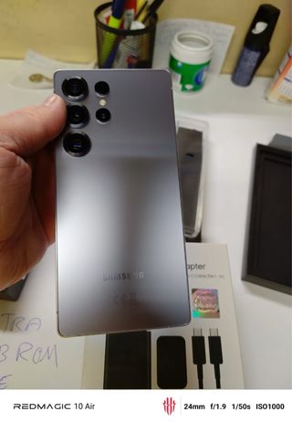 Samsung Galaxy S25 Ultra Nuevo en su caja