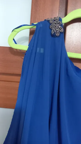 Traje de ceremonia azul pavo real