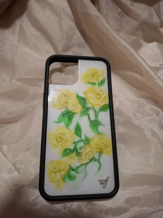 Funda iPhone 13 y 14 Wildflower Flores Amarillas