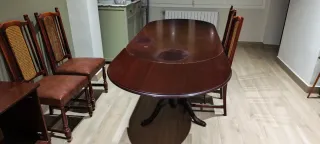 Mesa comedor ovalada antigua madera y 6 sillas