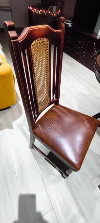 Mesa comedor ovalada antigua madera y 6 sillas