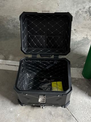 Baúl moto Voge 900 dsx negro 45l