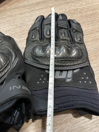 Guanti Moto Icon Carbonio Protezioni