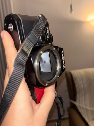 Yashica FX-D Quartz  2 obiettivi +flash+borsa