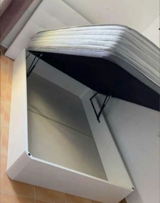 Canapé abatible tapizado