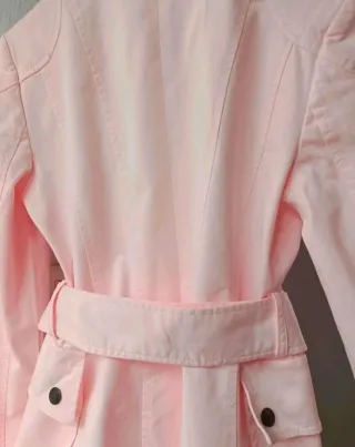 Chaqueta rosa mujer rosa clara. Zara.