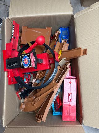 Pista de Carreras Rayo McQueen y mas juguetes lote