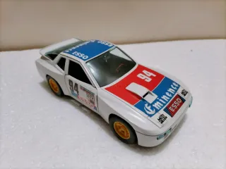Porsche 924 turbo Bburago 1/24