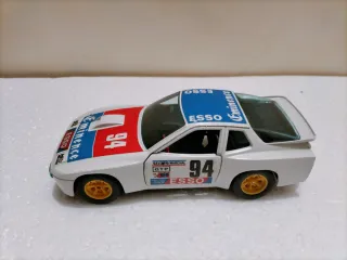 Porsche 924 turbo Bburago 1/24