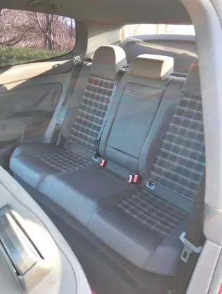 Volkswagen Golf 2005