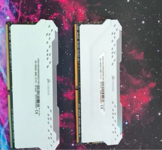 Corsair DDR4 16GB RAM