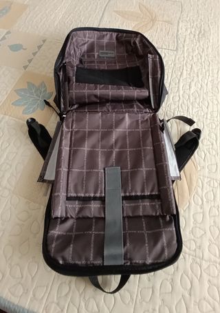 Mochila Mandarina Duck Negra Portátil/Viaje