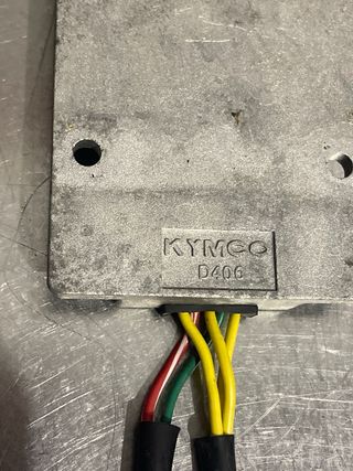 Regulador Voltaje Kymco Super Dink 300i