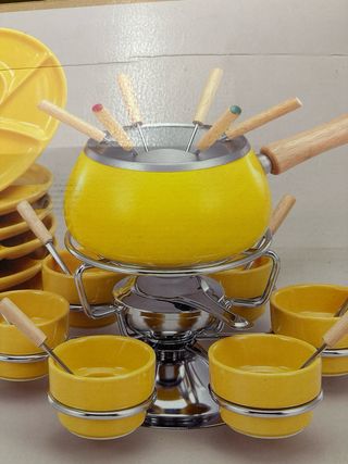 Set fonduta giallo e argento