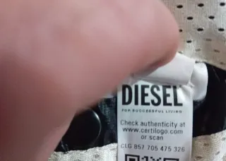 Chaqueta Diesel Negra y Roja