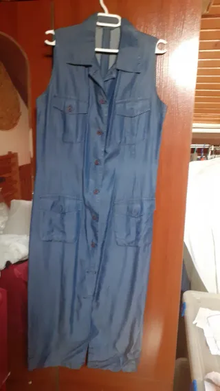 Vestido azul senhora