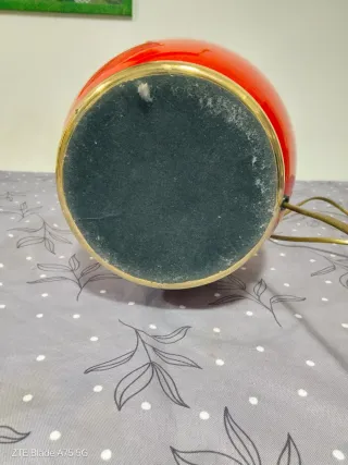 Lampada vintage design uovo rosso metallo