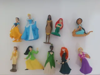 Libros Disney con figuritas y musicales