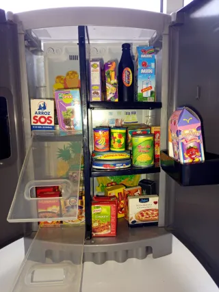 Nevera de juguete grande , con sonido real !