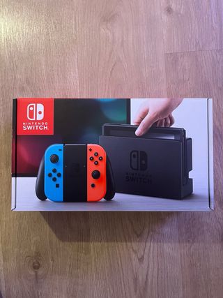 Nintendo Switch Azul/Rojo + Accesorios