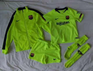 Conjunto niño Barcelona 18/19 Flúor