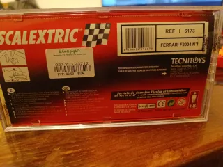 Ferrari F 2004 ,Scalextric