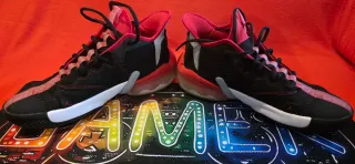 Zapatillas Jordan Talla 42 Negro/Rosa