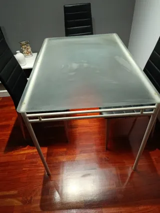 Mesa cristal y metal moderna,para txoko