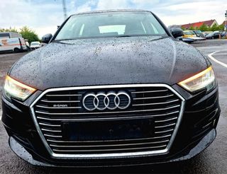 Audi A3 40 E-Tron S-tronic  204CV Pack platinum hy