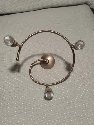 Lámpara de techo de acero