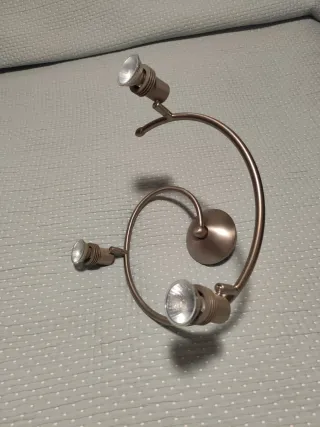 Lámpara de techo de acero