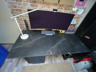 Escritorio madera con patas metal