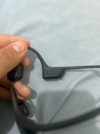 Auriculares Inalámbricos Negros y Grises