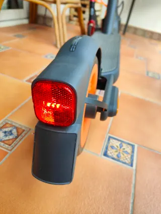 Patinete Eléctrico Xiaomi Negro/Naranja