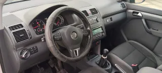 Volkswagen Touran 2012