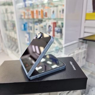 Samsung Galaxy Z Flip 6 256GB Azul Semi Nuevo