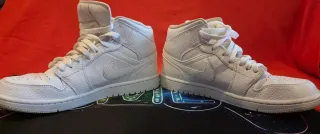 Zapatillas Jordan Mid Blancas Talla 42