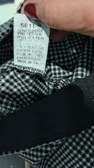 Falda cuadros blanco y negro