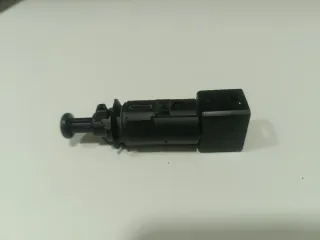 Interruptor Luz Freno Trafic Vivaro