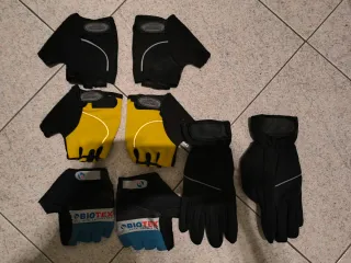 Set 4 guanti ciclismo taglia XL