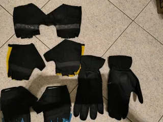 Set 4 guanti ciclismo taglia XL