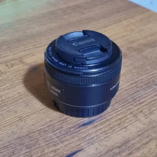 Canon EF 50mm f/1.8 STM