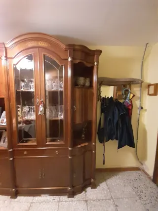 Mueble de salón de madera