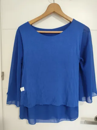 Blusa azul talla 40